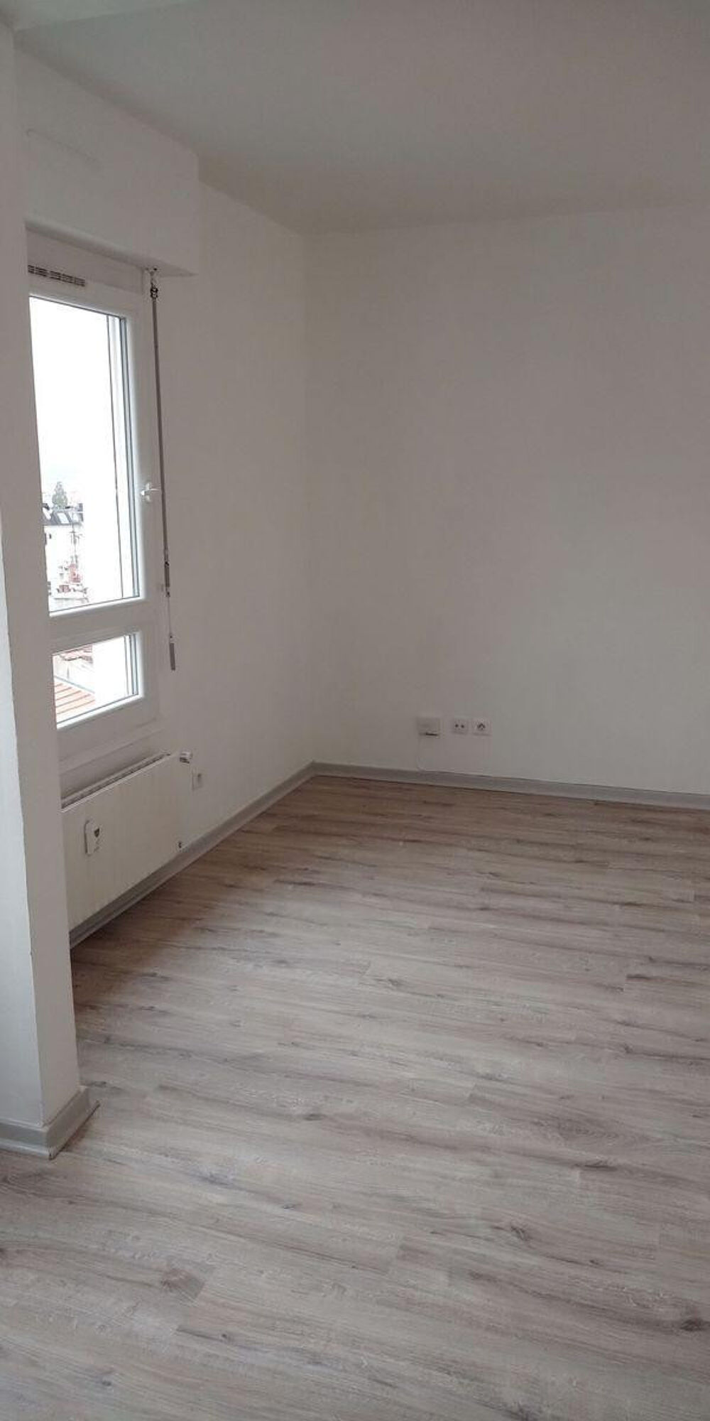 Location Appartement Loué f1bis avec parking privatif 6ème et dernier Saint-Étienne