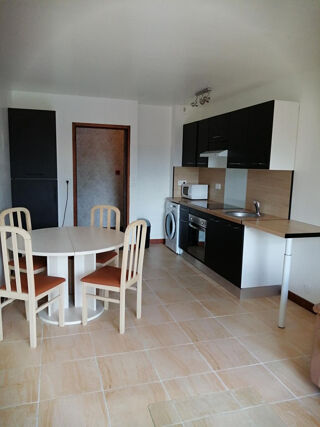  Appartement à louer 3 pièces 50 m²