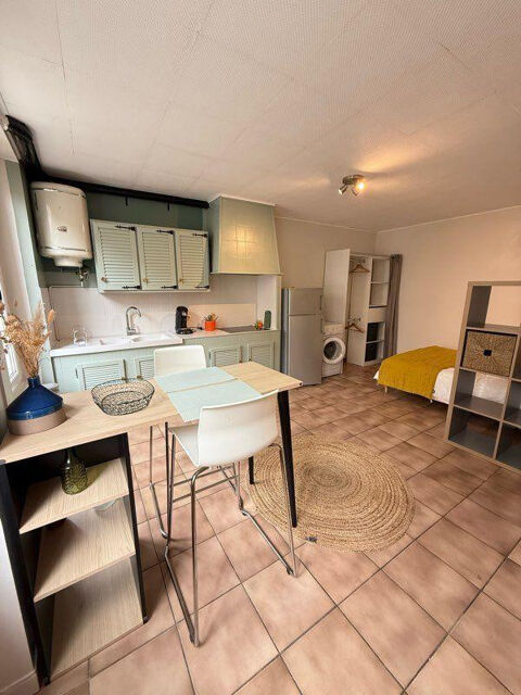   Beau studio meublé 27m² entièrement rénové Appartement - 1 pièce(s) - 27 m²