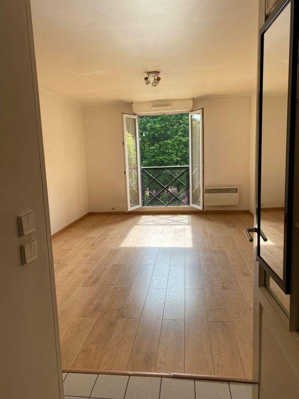 Location Appartement Studio 31m2 Dammarie-les-lys