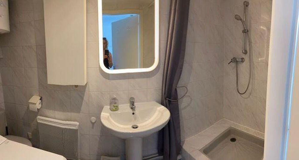 Location Appartement Studio meublé avec balcon Strasbourg Strasbourg