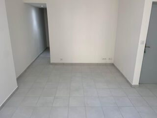  Appartement à louer 3 pièces 57 m²