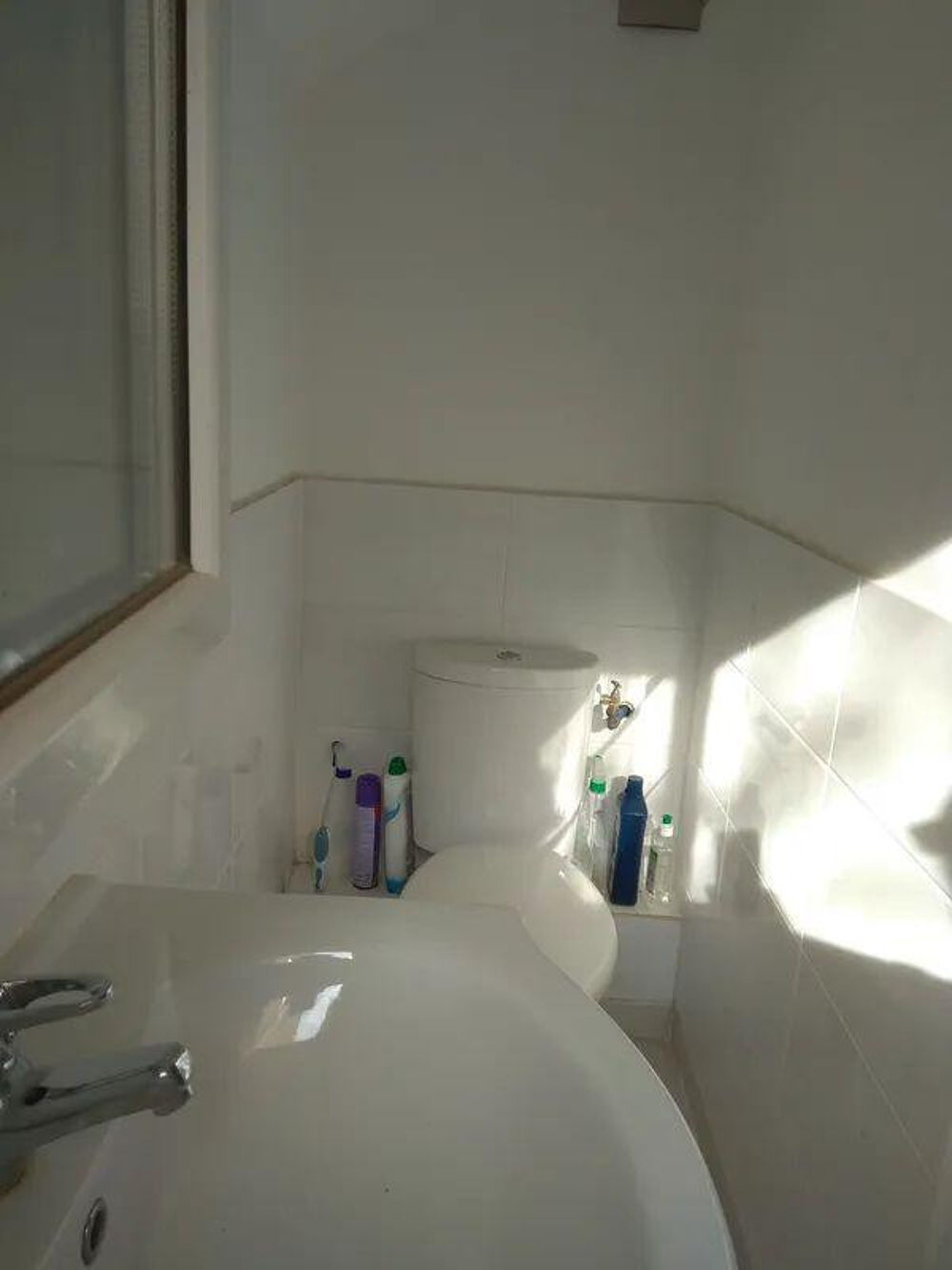 Location Appartement T2 haut de gamme 29m² +parking Ave Saint-Antoine Marseille 15