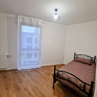  Appartement à louer 3 pièces 67 m²