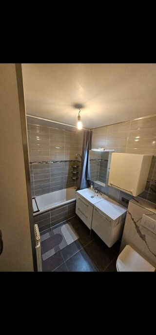  Appartement � louer 1 pi�ce 78 m�