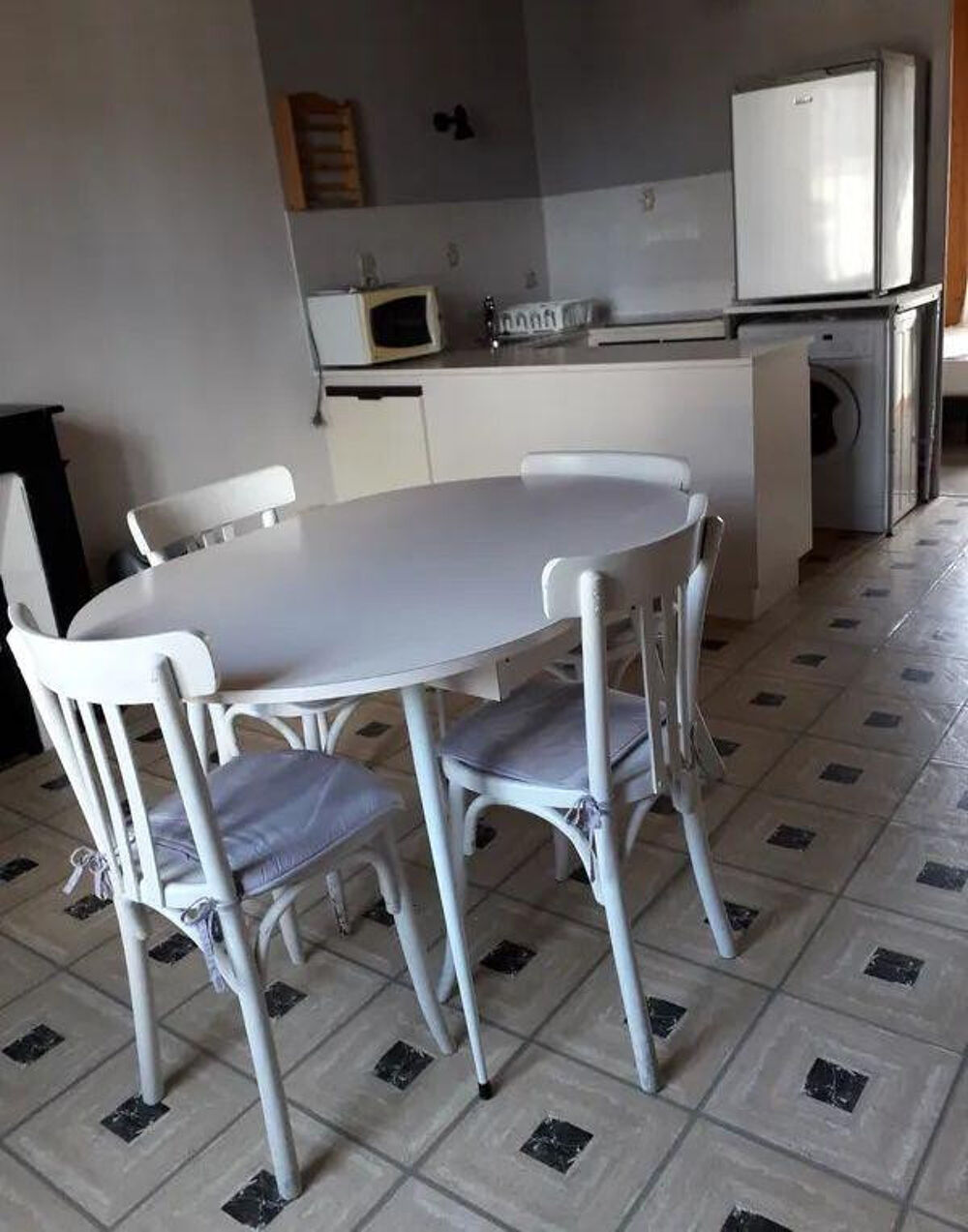 Location Appartement Beau 2P meublé 40m² situé Rond point de Rennes Nantes