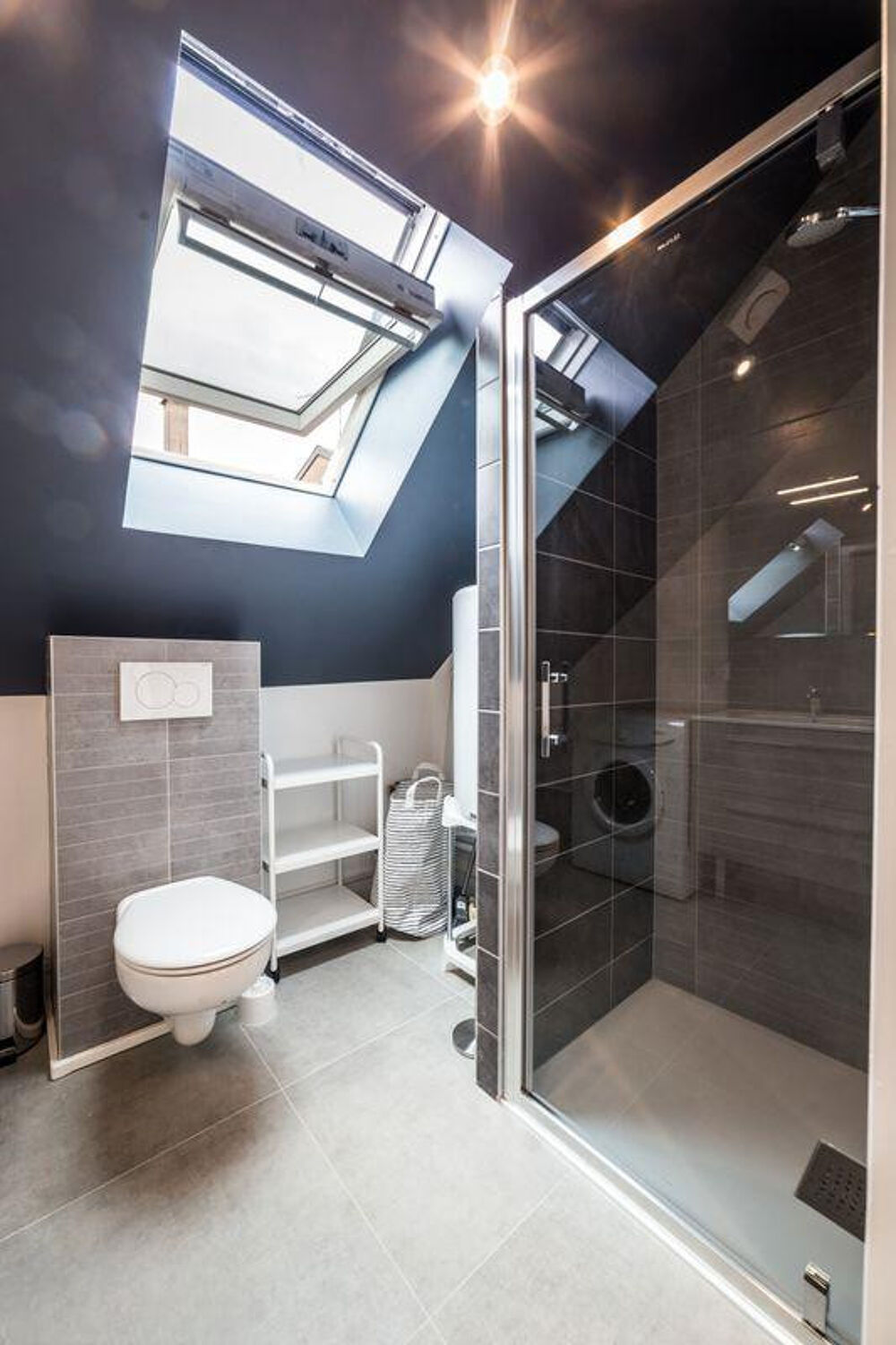 Location Appartement Studio meublé neuf sur cour intérieure calme Reims