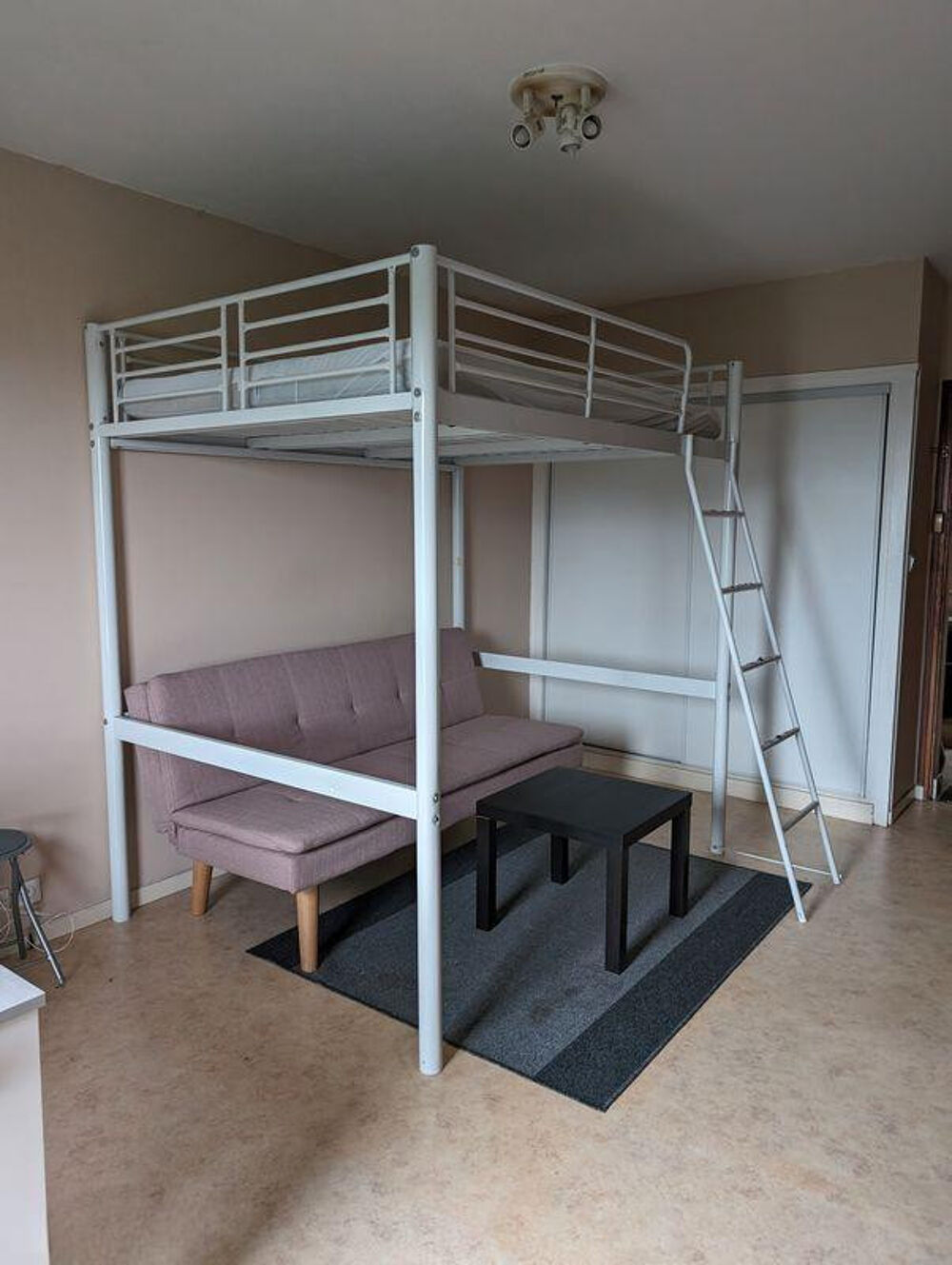 Location Appartement Beau studio meublé 24m² calme tout équipé Talence
