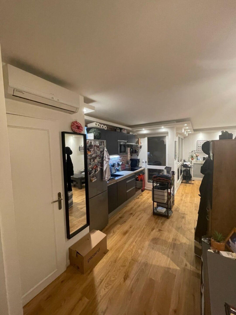 Location Appartement Beau 2P meublé 42m² refait à neuf avec balcon Paris 20
