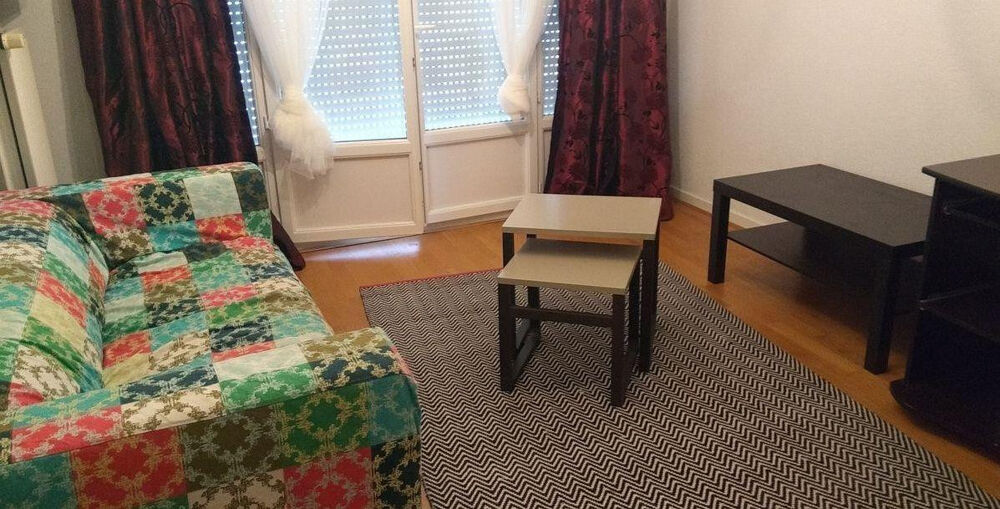 Location Appartement 2 pièces meublées avec goût, résidence sécurisée Saint-Étienne