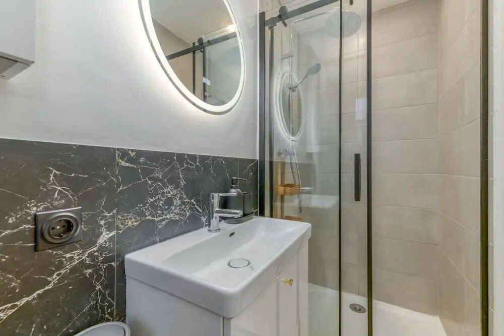Location Appartement T2 meublé 42m² entièrement rénové Grenoble