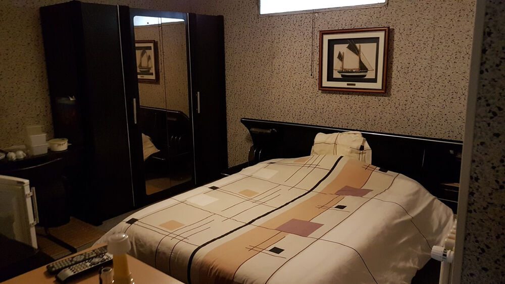 Chambre au RC d'une maison située à 7 km de TOURS