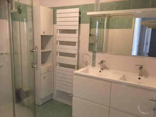  Appartement à louer 3 pièces 63 m²