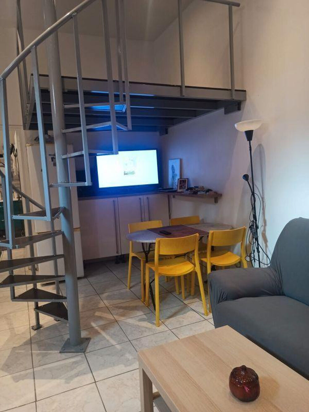 Location Appartement Studio meublé 30m² avec toutes charges et services Lyon 8