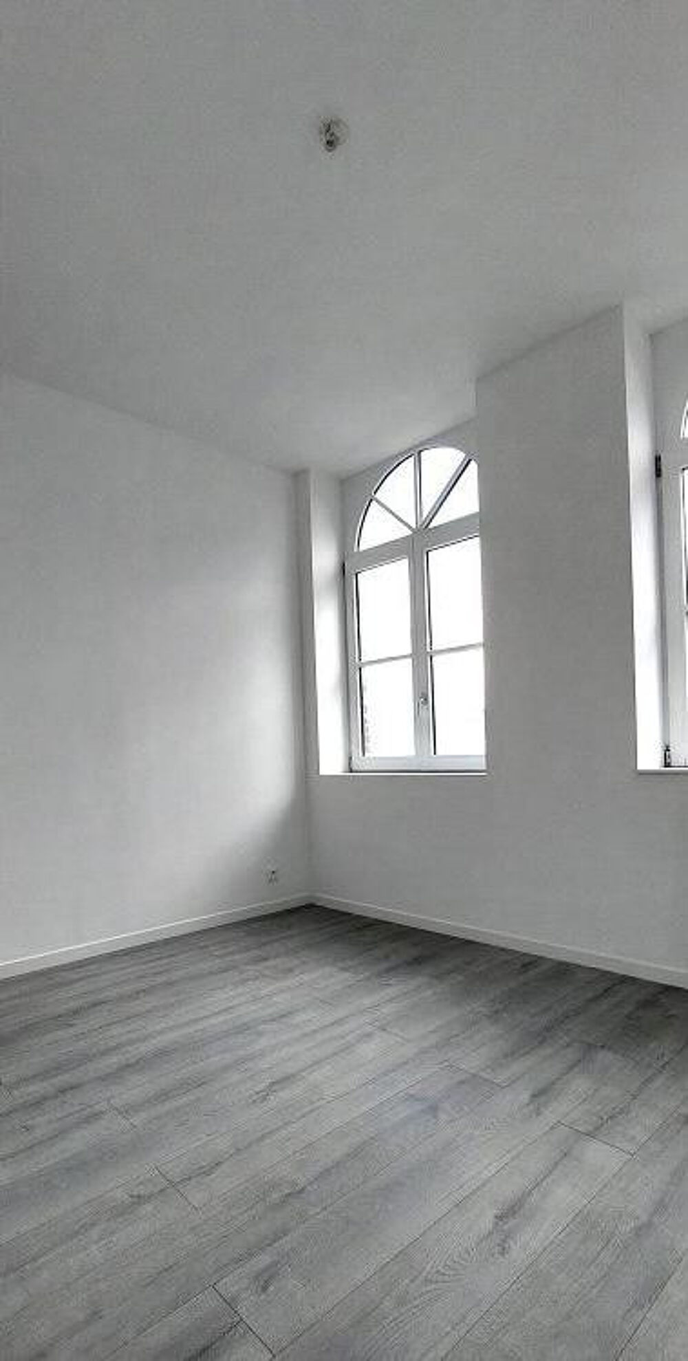 Location Appartement T2 de 30 m2 Suresnes centre ville Suresnes