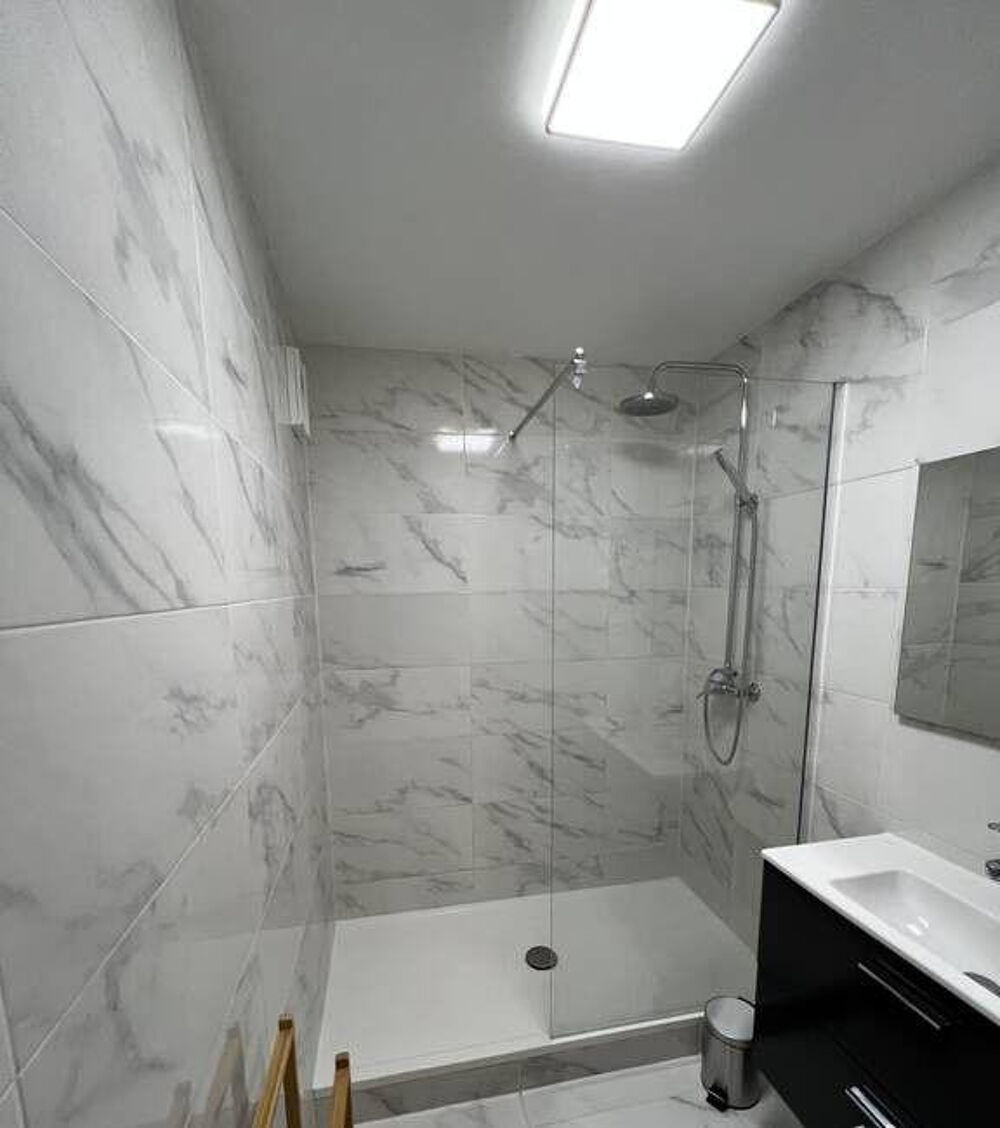 Location Appartement Beau 2P meublé 46m²  rénové avec balcon Courbevoie