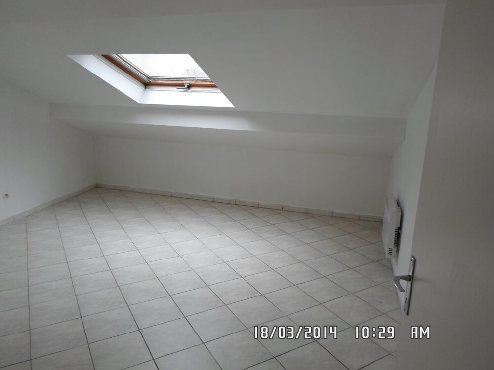 Location Appartement Tres beau F3 en Duplex entierement carreler Thionville