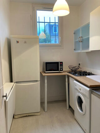  Appartement à louer 2 pièces 32 m²