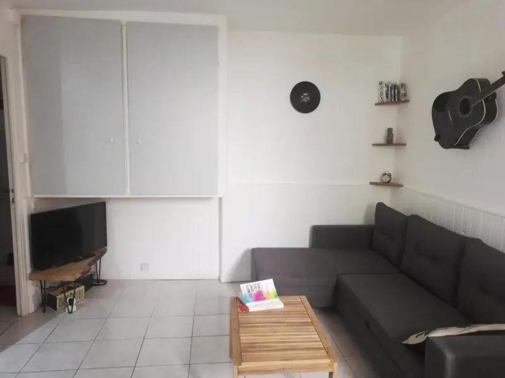 Location Appartement Charmant studio - Balcon, terrasse et jardin Marseille 3