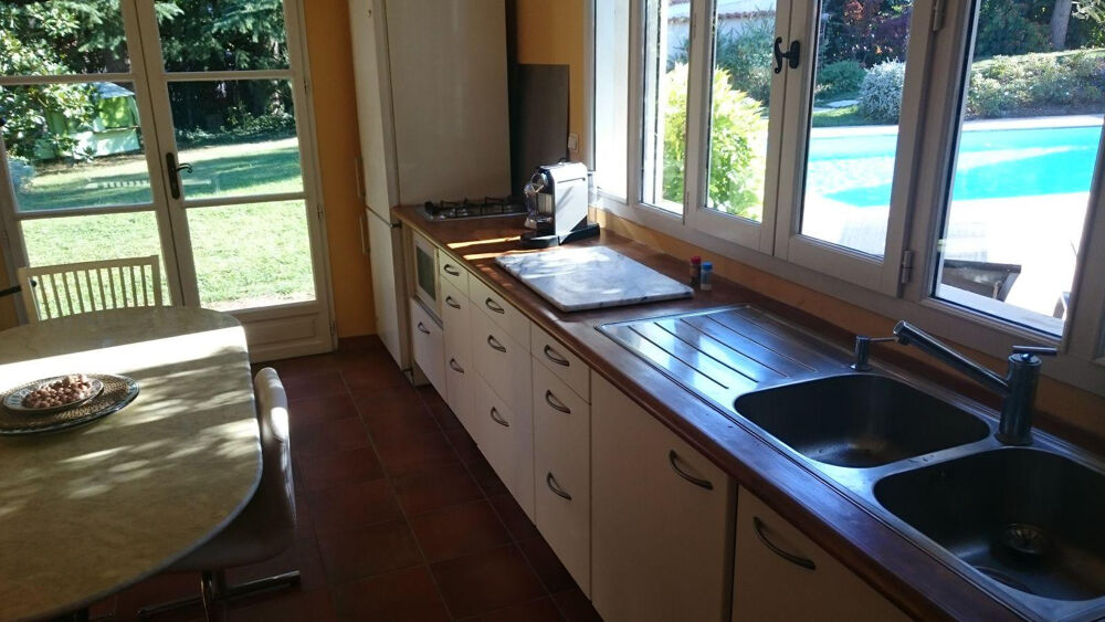 Location Maison Studio/maison entièrement équipé Saint-genis-laval