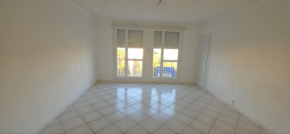 Location Appartement Appartement traversant  sans vis à vis et écoles Marseille 10