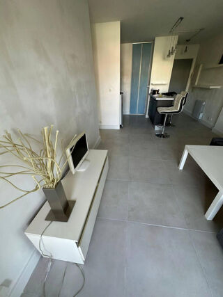  Appartement à louer 1 pièce 36 m²