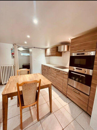  Appartement à louer 3 pièces 50 m²