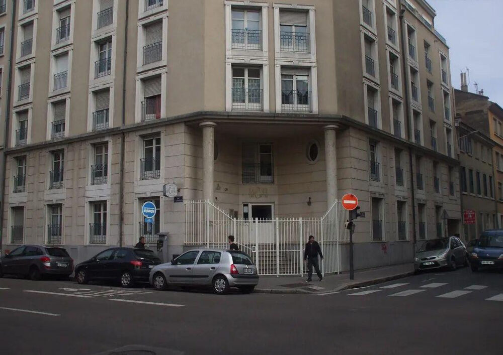 Location Appartement Beau studio meublé 18m² dans résidence étudiante Lyon 7