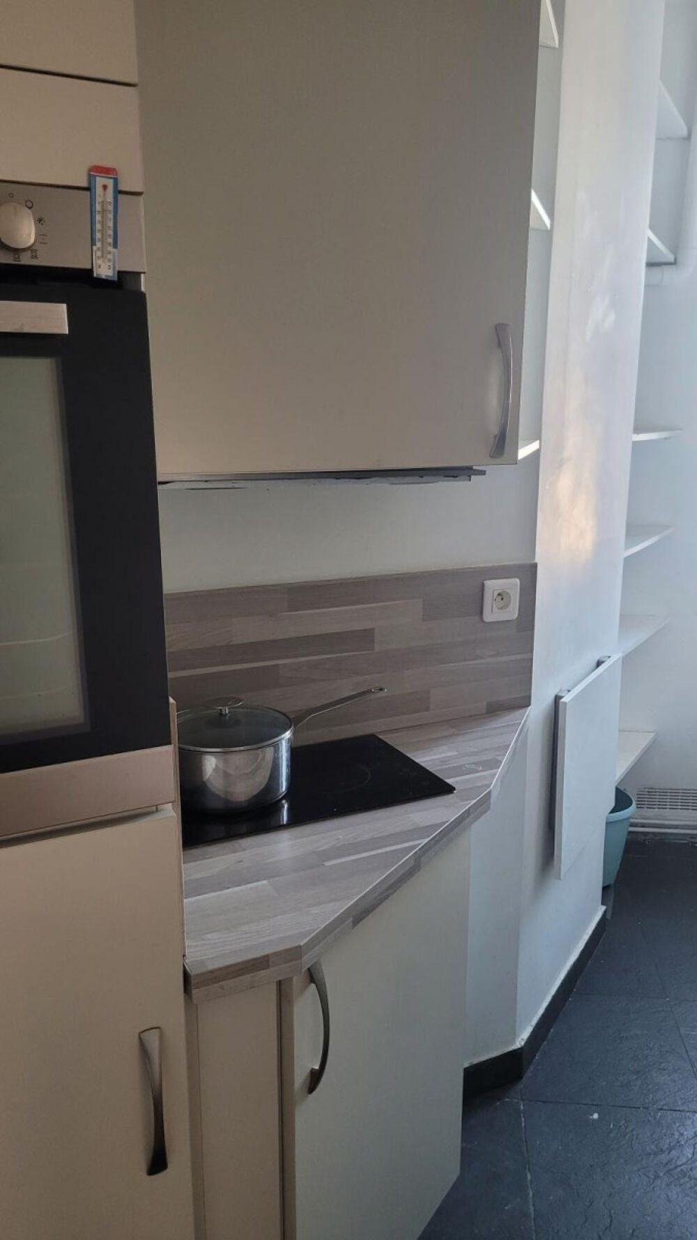 Location Appartement Appartement cosy avec une vue sur la Tour Eiffel. Courbevoie