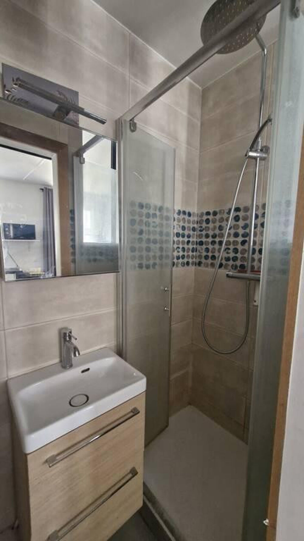 Location Appartement Location meublée studio 31 m² Paris 5