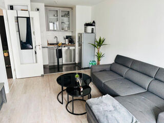  Appartement à louer 2 pièces 50 m²