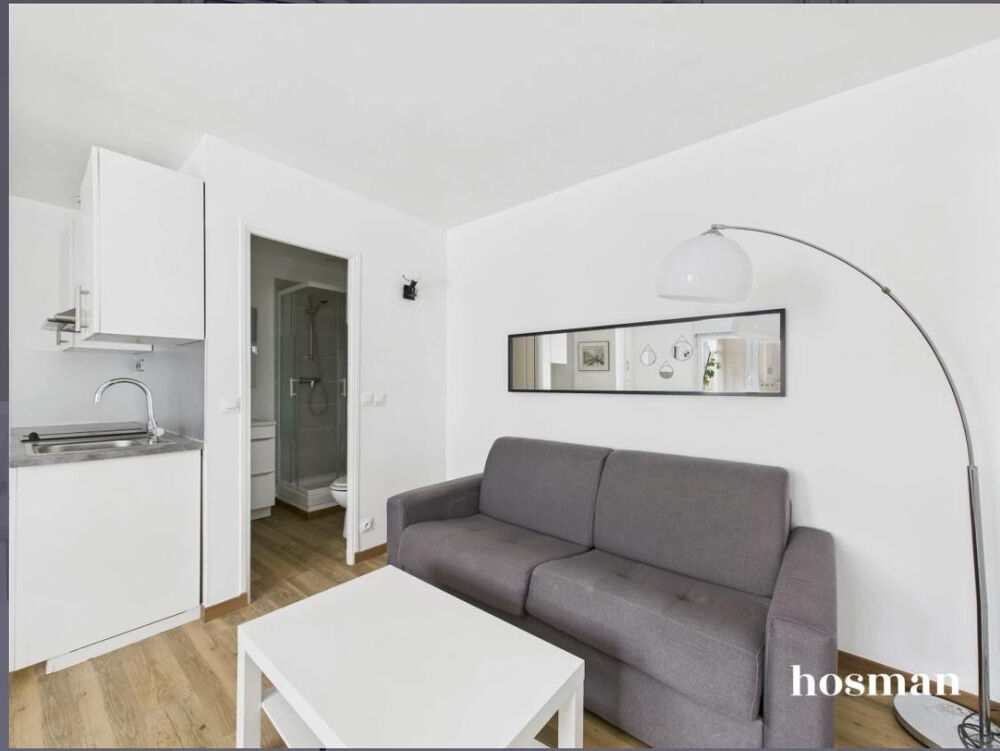 Location Appartement Studio meublé 23m² avec cour aménagée Saint-cloud