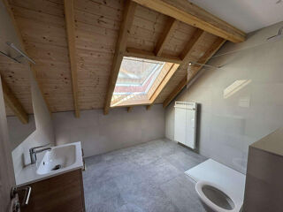  Appartement à louer 4 pièces 90 m²