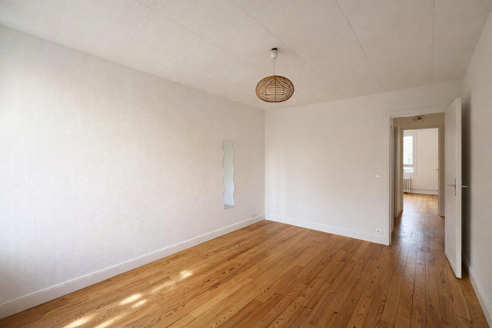 Location Appartement Beau 3P traversant 53 m² avec parking Rueil-malmaison