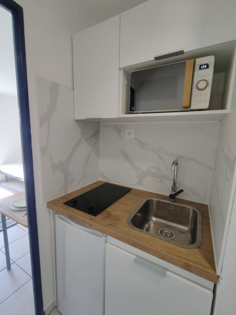 Location Appartement Location studio rénové et meublé Metz Metz