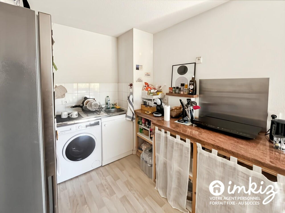 Appartement 2 p. Balcon, parking, proche tram