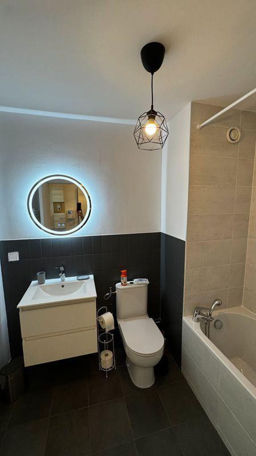 Location Appartement Beau 2P rénové 35m² Vue sur la cathédrale Metz