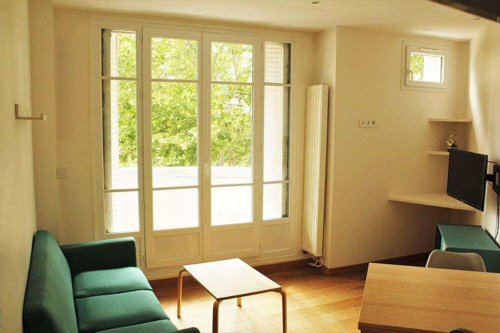 Location Appartement F2 meublé de 38m2 à Courbevoie Courbevoie