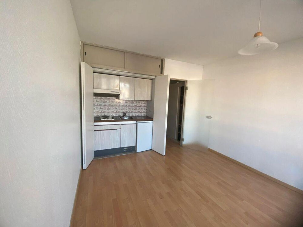 Location Appartement Studio 25m2 Nancy Fac de Lettres Nancy