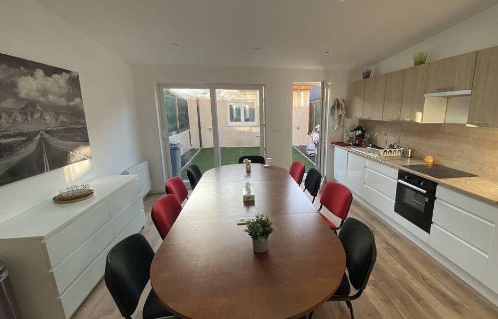Location Appartement Chambres dans coloc 130 m² intégralement rénovée Lille