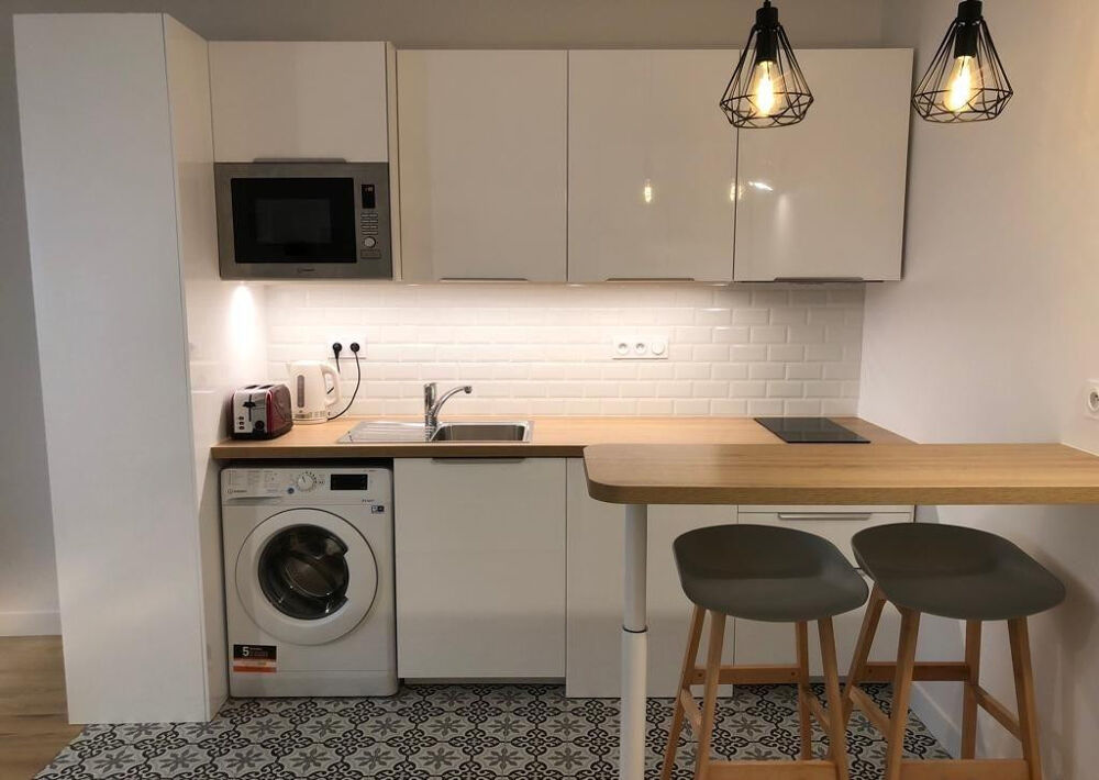 Location Appartement Location Studio 20m2 Paris 14e refait à neuf Paris 14