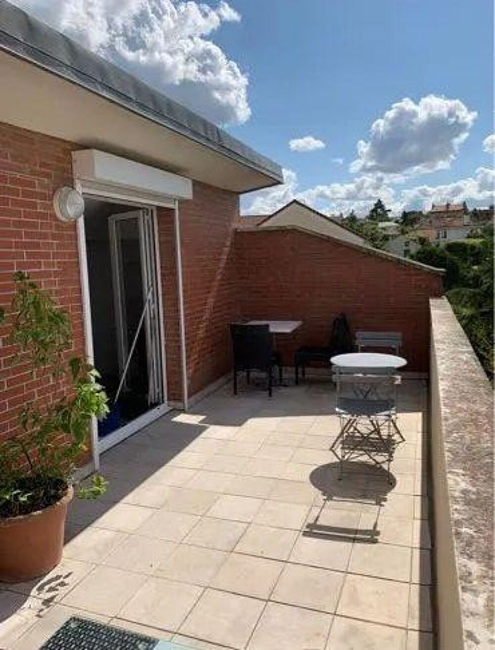 Location Appartement Beau studio meublé 15m² avec terrasse 18m² Vitry-sur-seine
