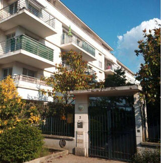  Appartement à louer 3 pièces 50 m²