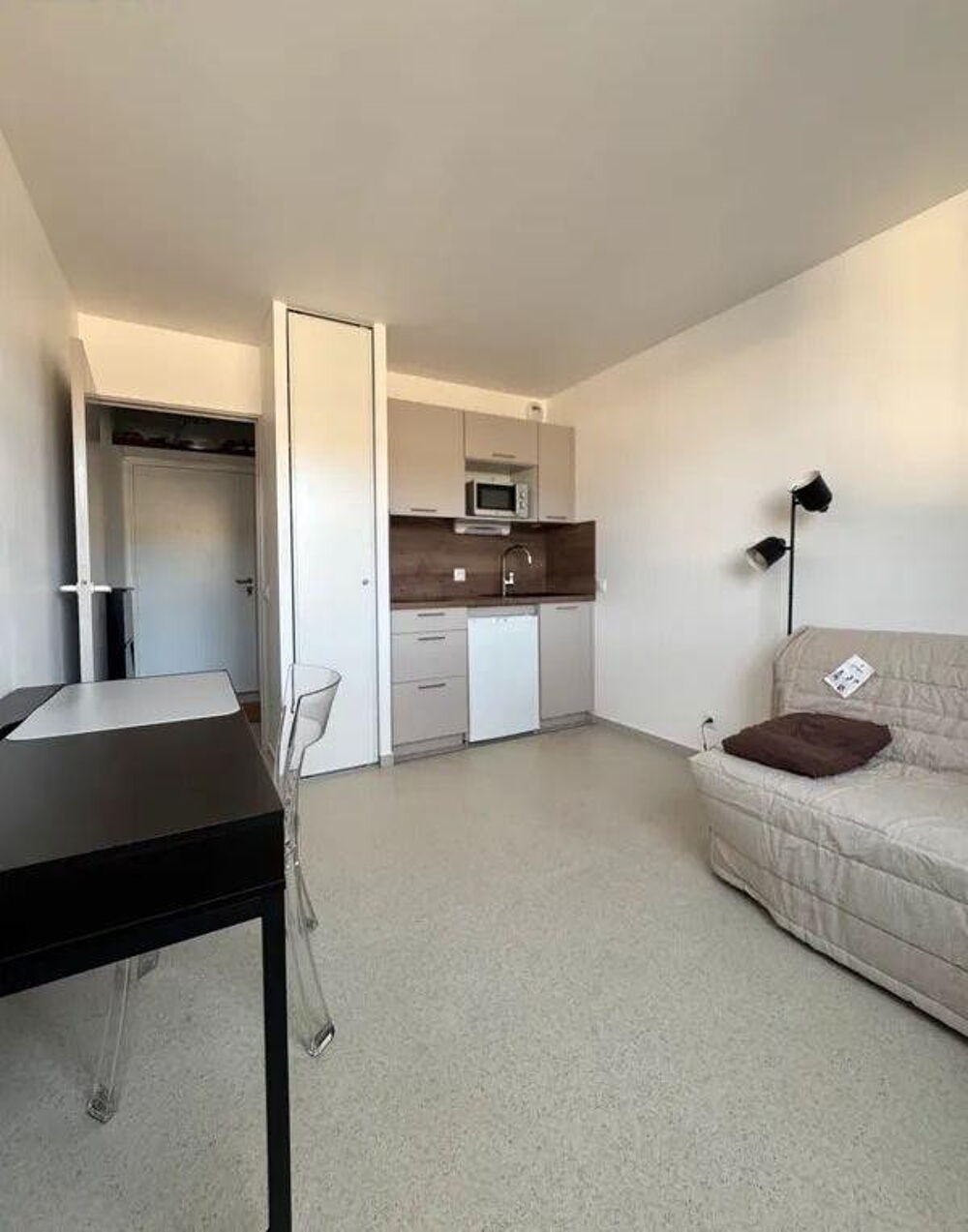 Location Appartement Beau studio 17m² meublé Rennes