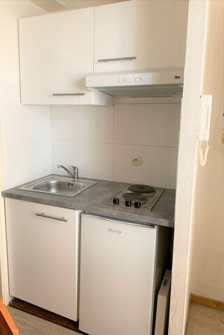  Appartement à louer 1 pièce 23 m²