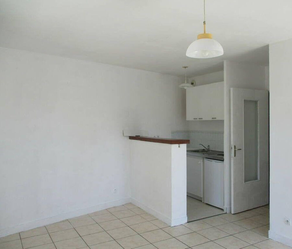 Location Appartement 2P 37m² calme et refait à neuf, avec balcon Orléans