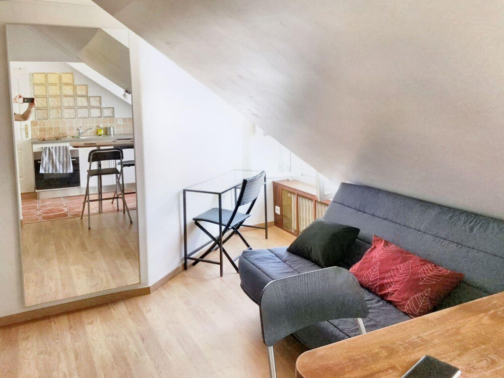 Location Appartement Studio meublé. Boulevard Gouvion Saint Cyr. Paris 17