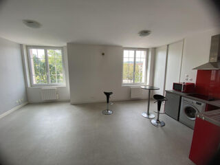  Appartement à louer 2 pièces 50 m²