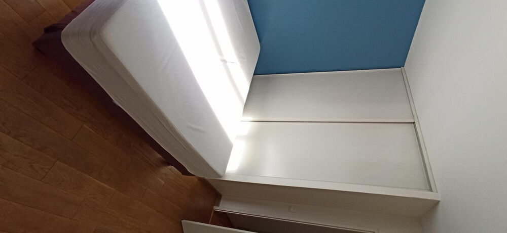 2 pièces meublé lumineux avec balcon et cave