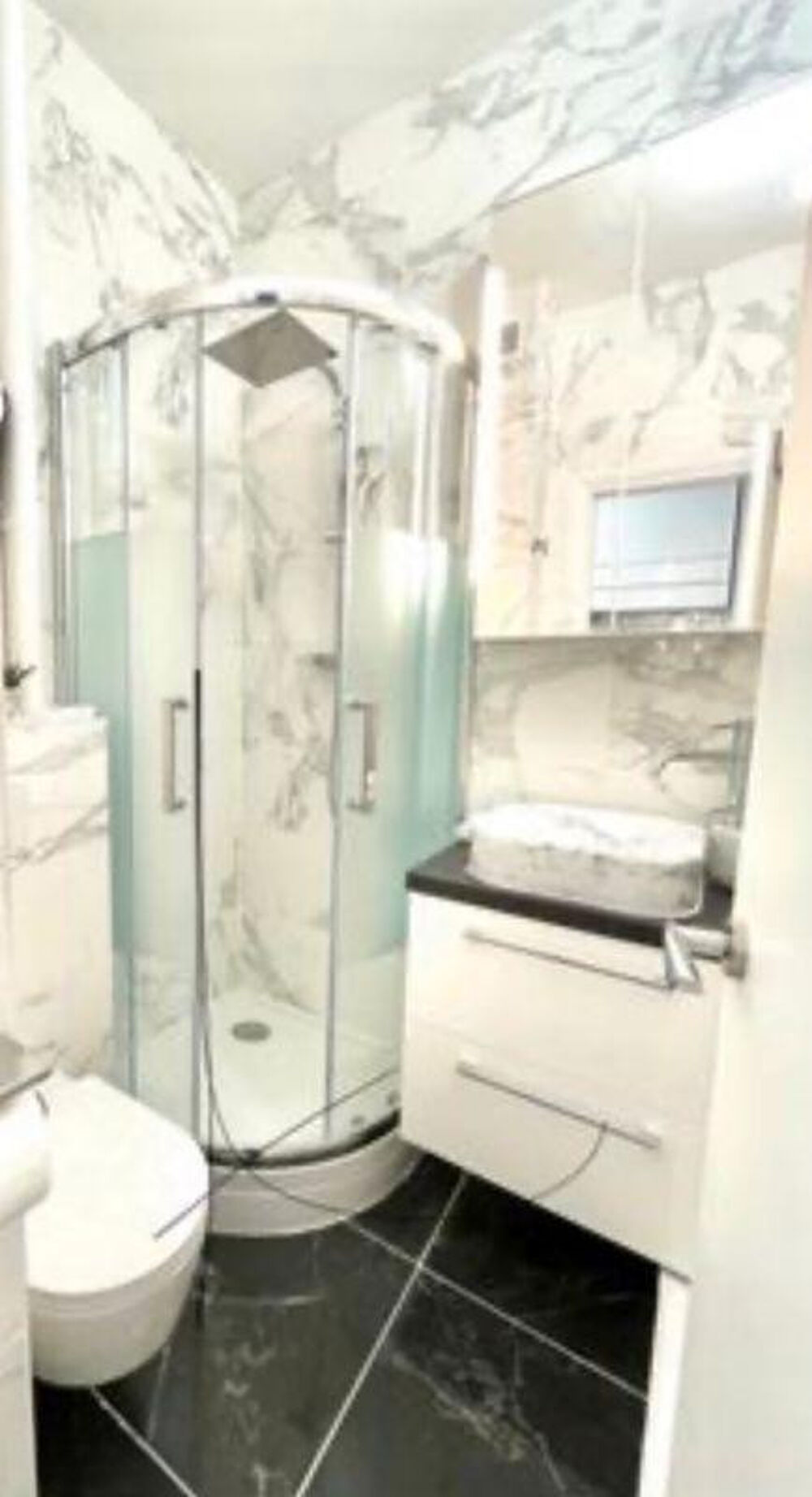 Location Appartement Studio 14m2 meublé et équipé Paris 15